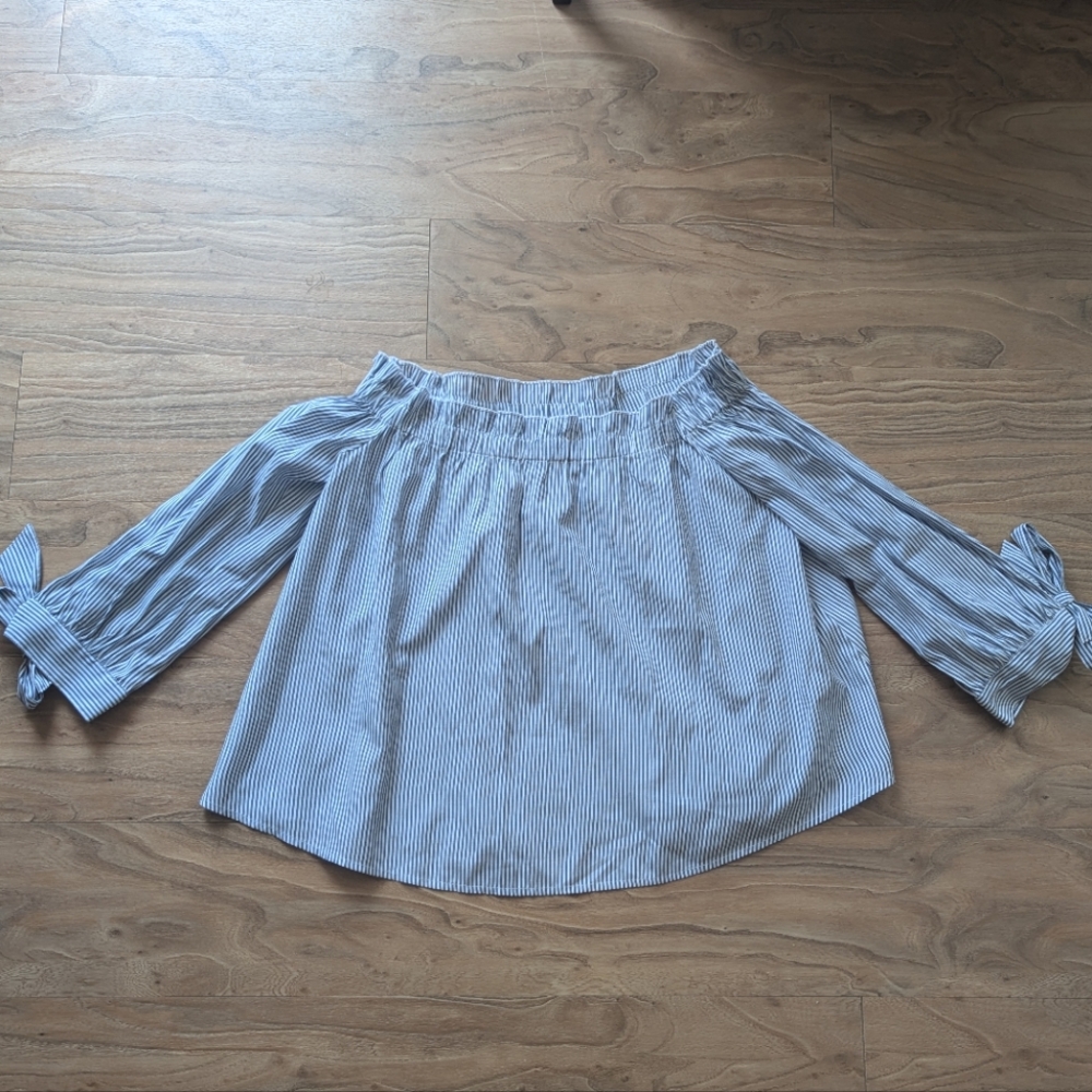 American Eagle Outfitters Blue Striped Blouse